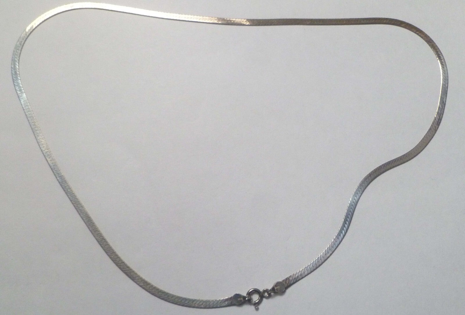 Sterling Silver Italy 3mm herringbone chain necklace size 20in
