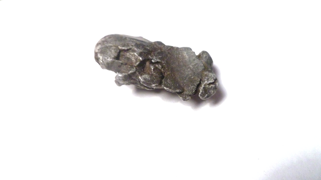 Sikhote-Alin Iron Meteorite Shrapnel Fragment 11.89g