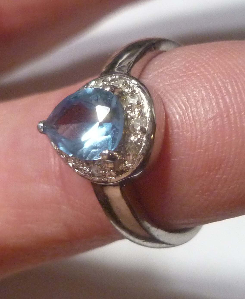 Blue TOPAZ RING Sterling Silver .925 & Size 8 White Topaz Accents