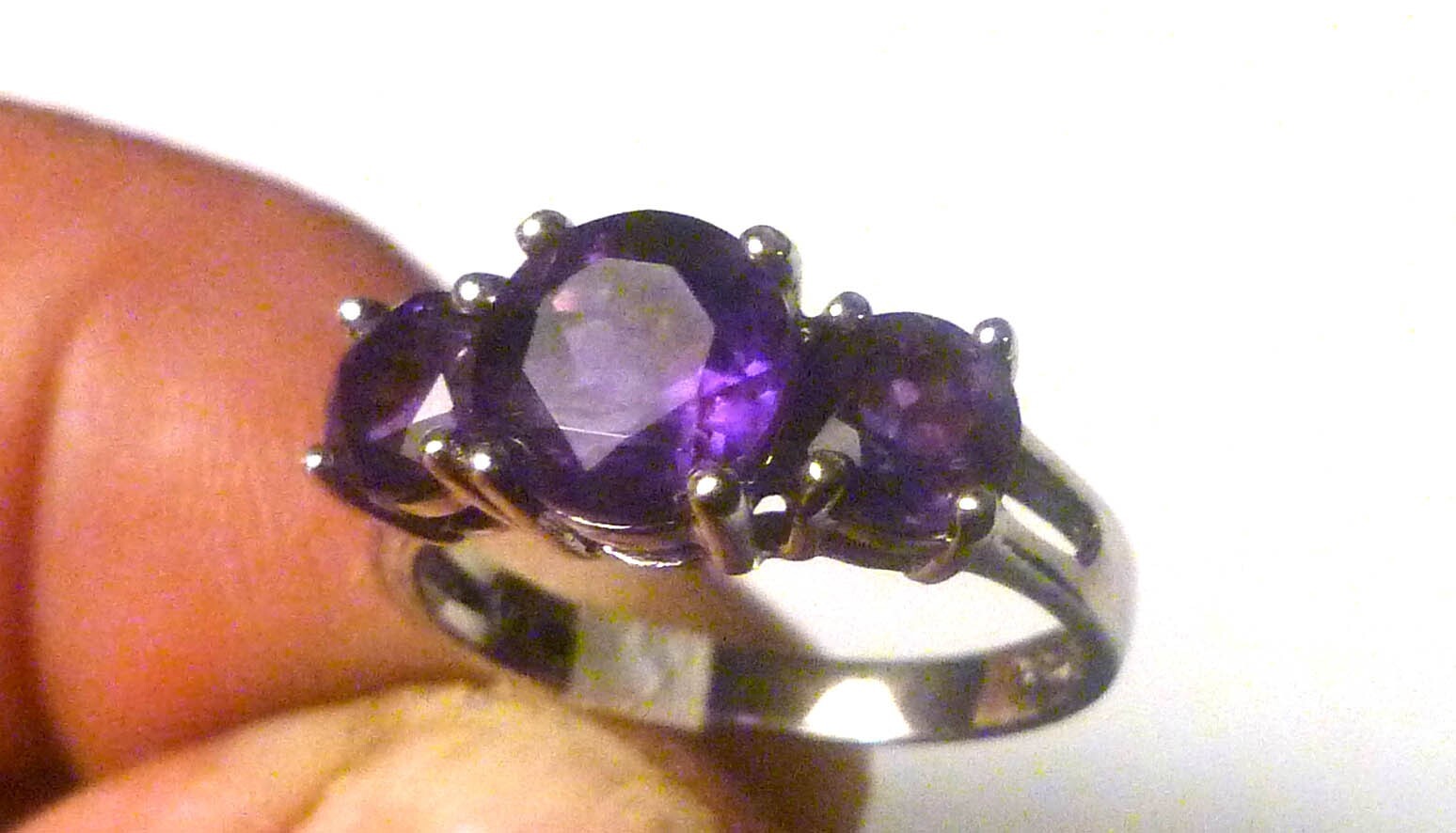 Minimalist Faceted Purple Round Cut Amethyst Ring 925 Sterling Sz 6 Brazil