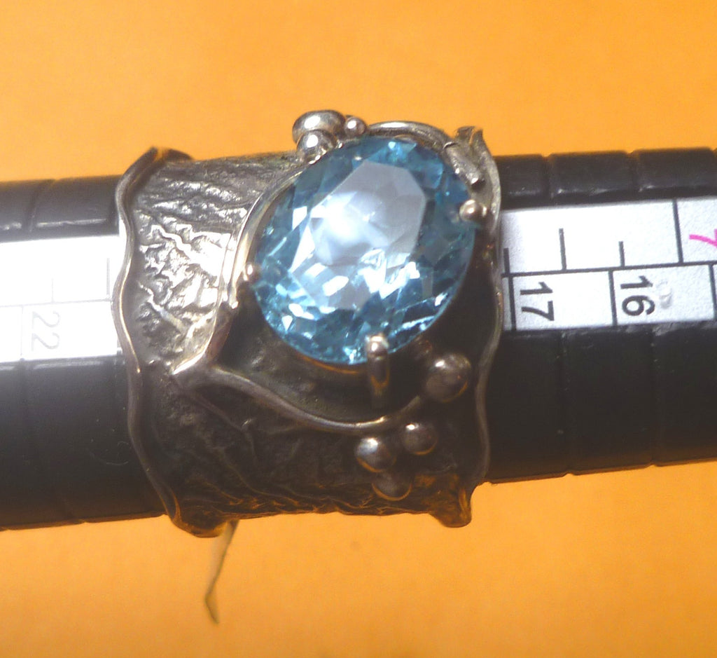 Blue Topaz RING Sterling Silver .925 Textured Design Size 9