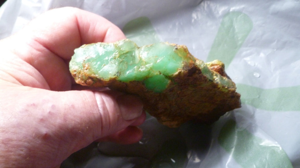 Chrysoprase Rough Stone Rare Apple Green Gemstone Lapidary Cabs 208g Australia