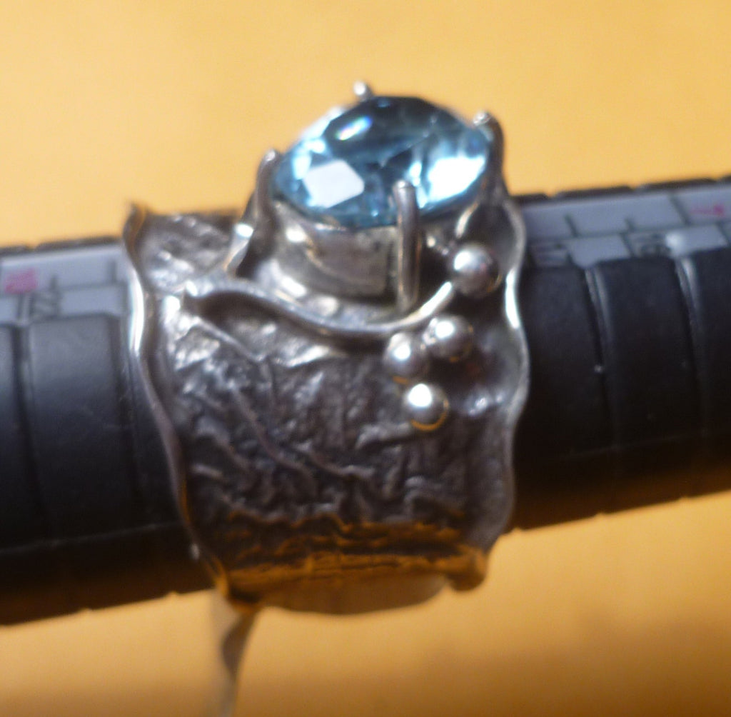 Blue Topaz RING Sterling Silver .925 Textured Design Size 9