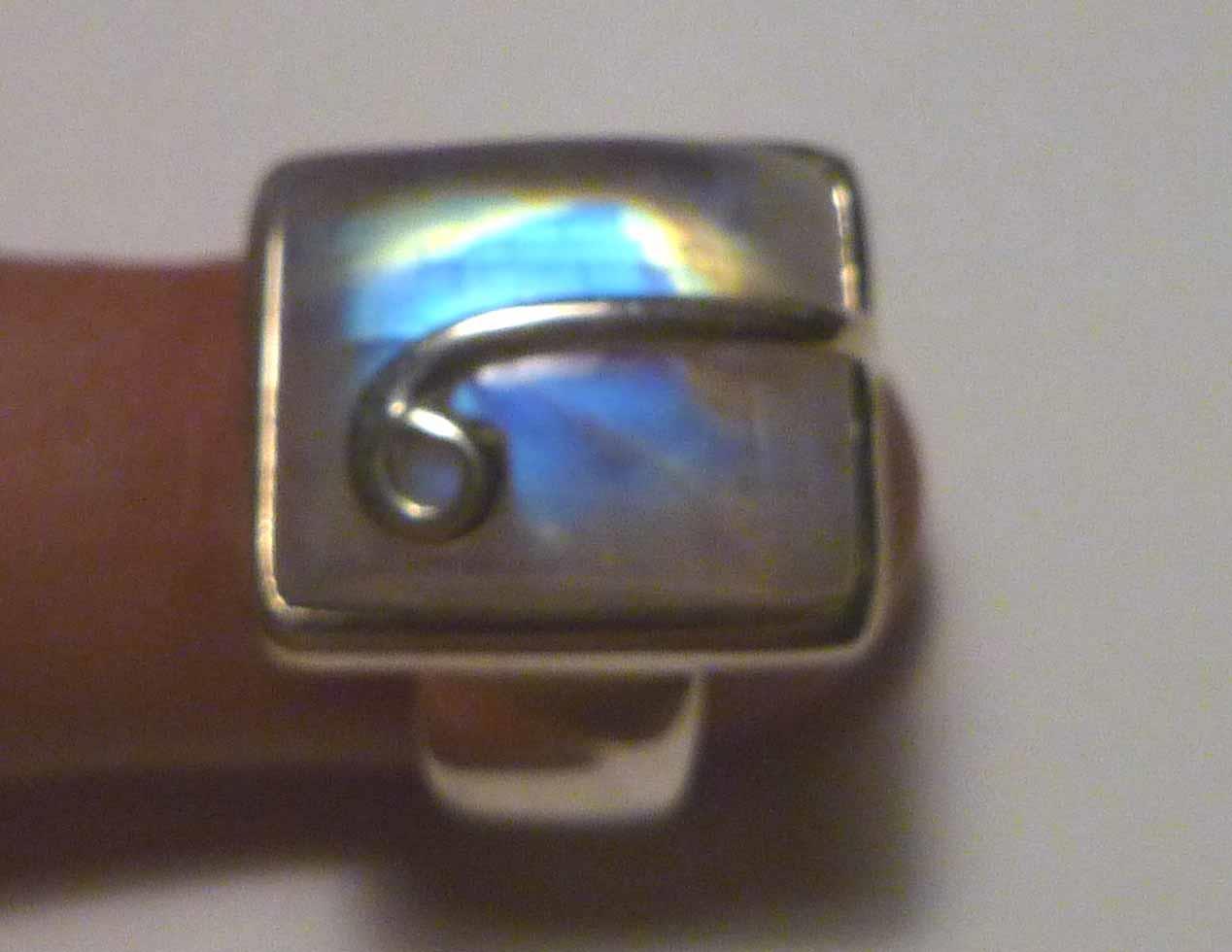 Minimalist Rainbow  Blue MOoNSToNE! Sterling SILVER .925 RING sz 8.5