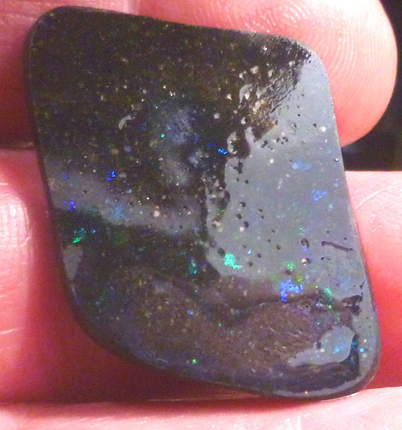 Black Louisiana Precious Opal Rub 16.6 carats Rare Opal Old Stock