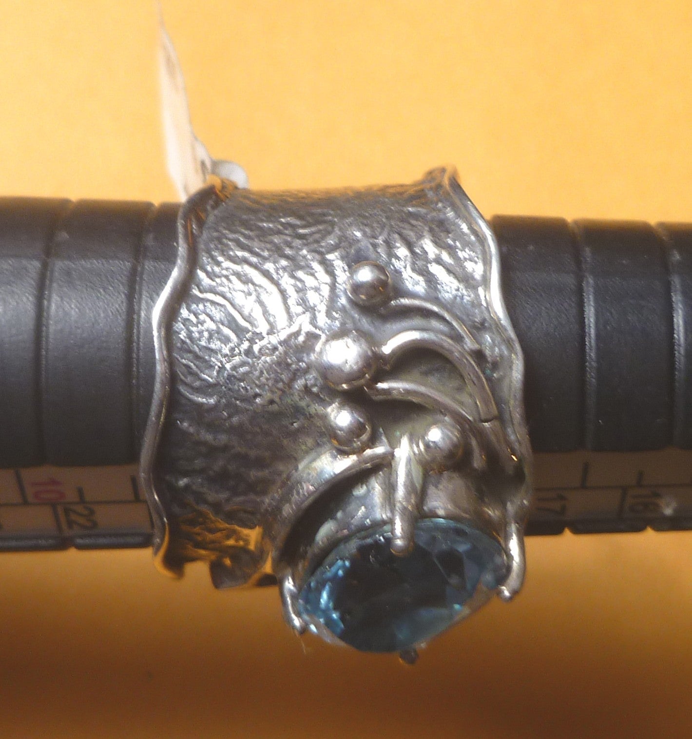 Blue Topaz RING Sterling Silver .925 Textured Design Size 9