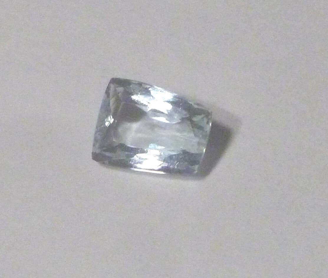 2.80cts Stunning Natural Aquamarine Tapered Cushion Shape Gemstone 10x8