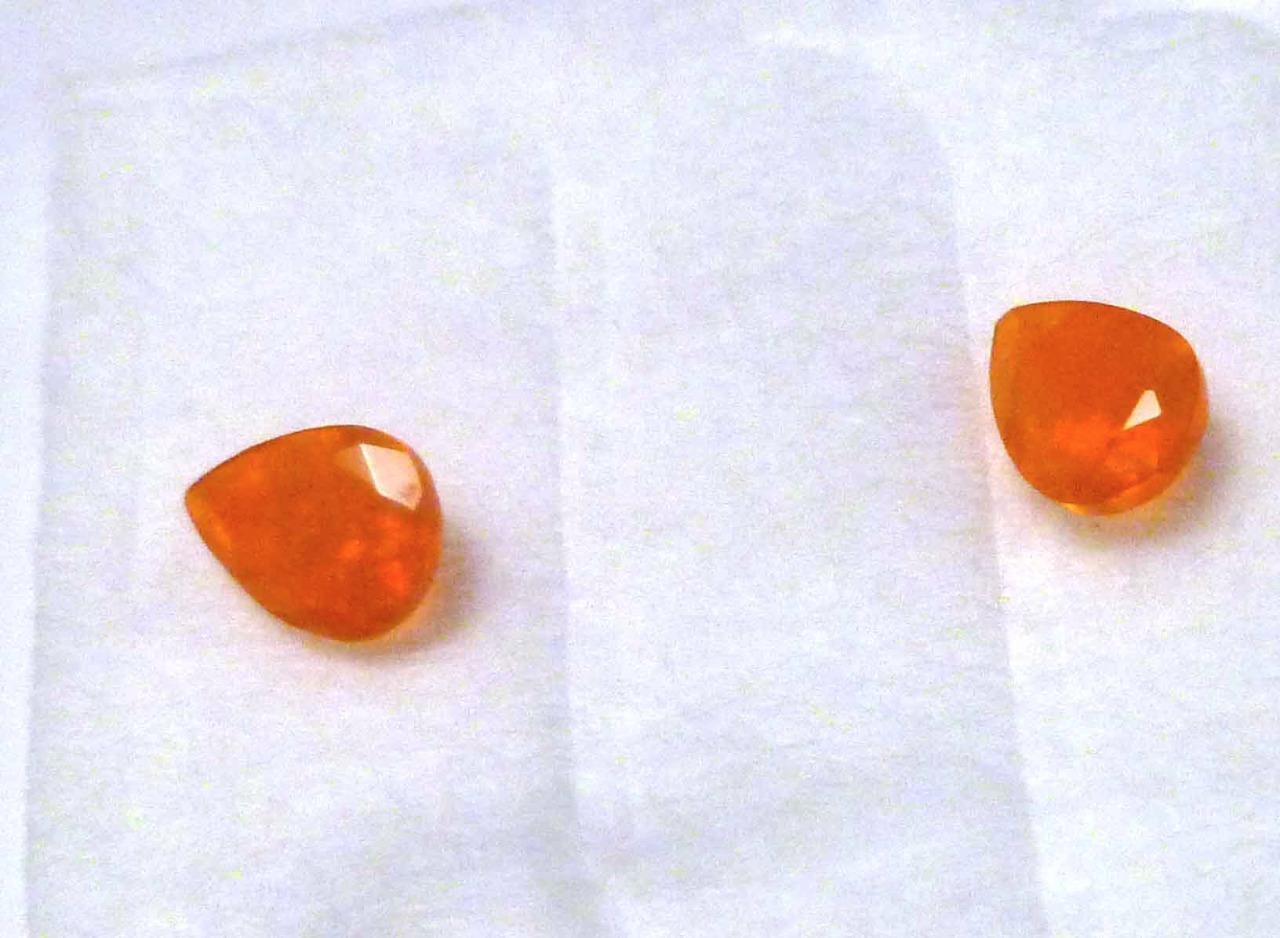 Pair 8x6mm Firey Sunset Opal Gemstone Faceted Ethiopian Ethiopia 1.03cts