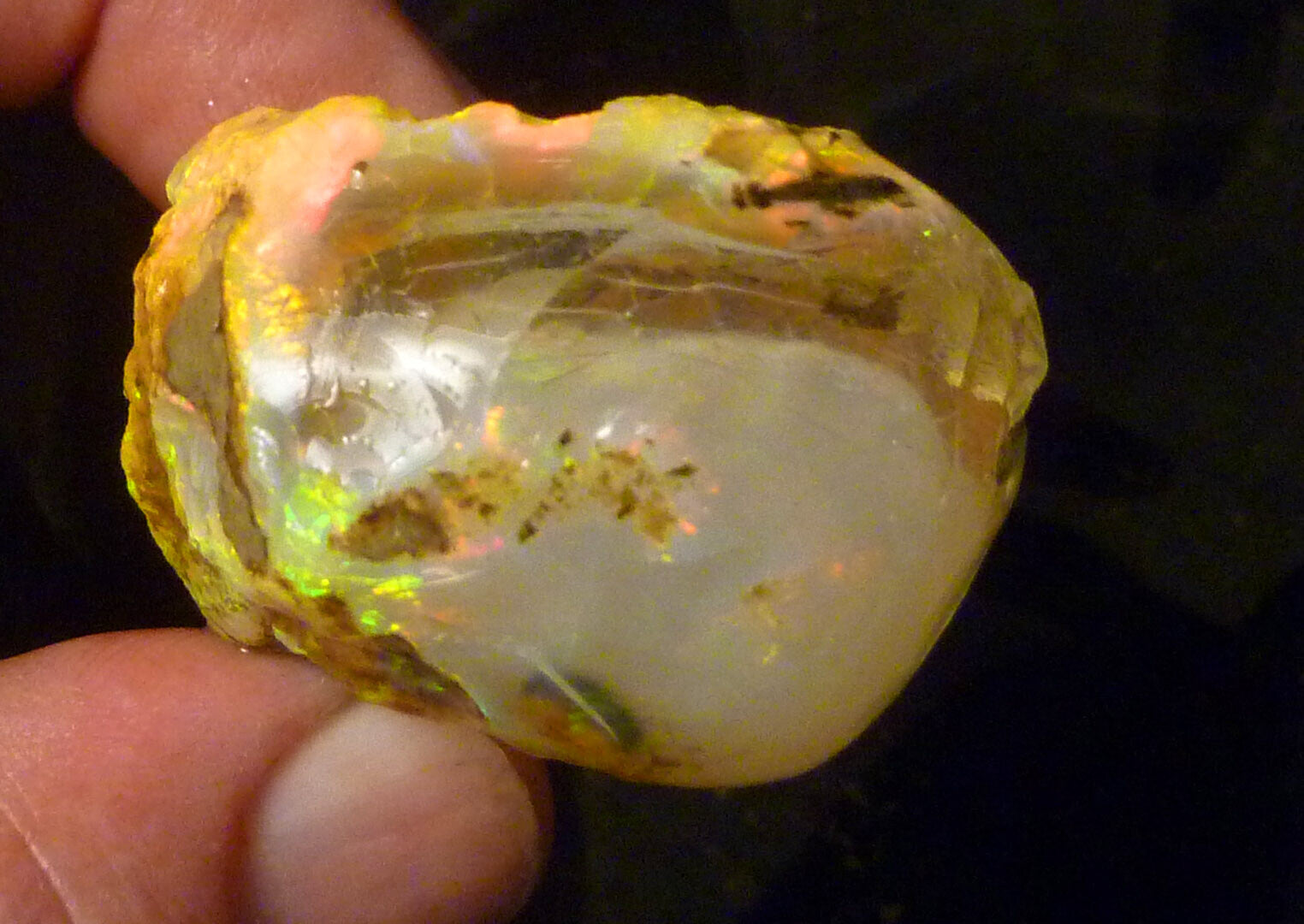 Rare Ghost OPAL Ethiopia Precious Opal Crystal with a Ghost 180.3cts